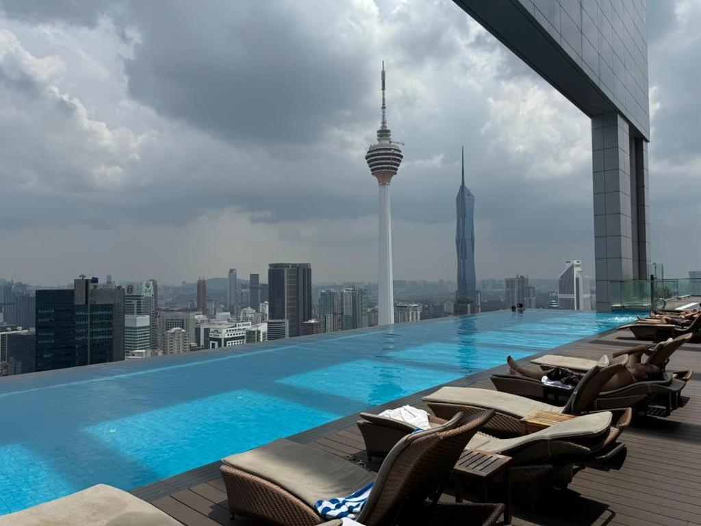 The Platinum Klcc By Crystal Kuala Lumpur Exterior foto